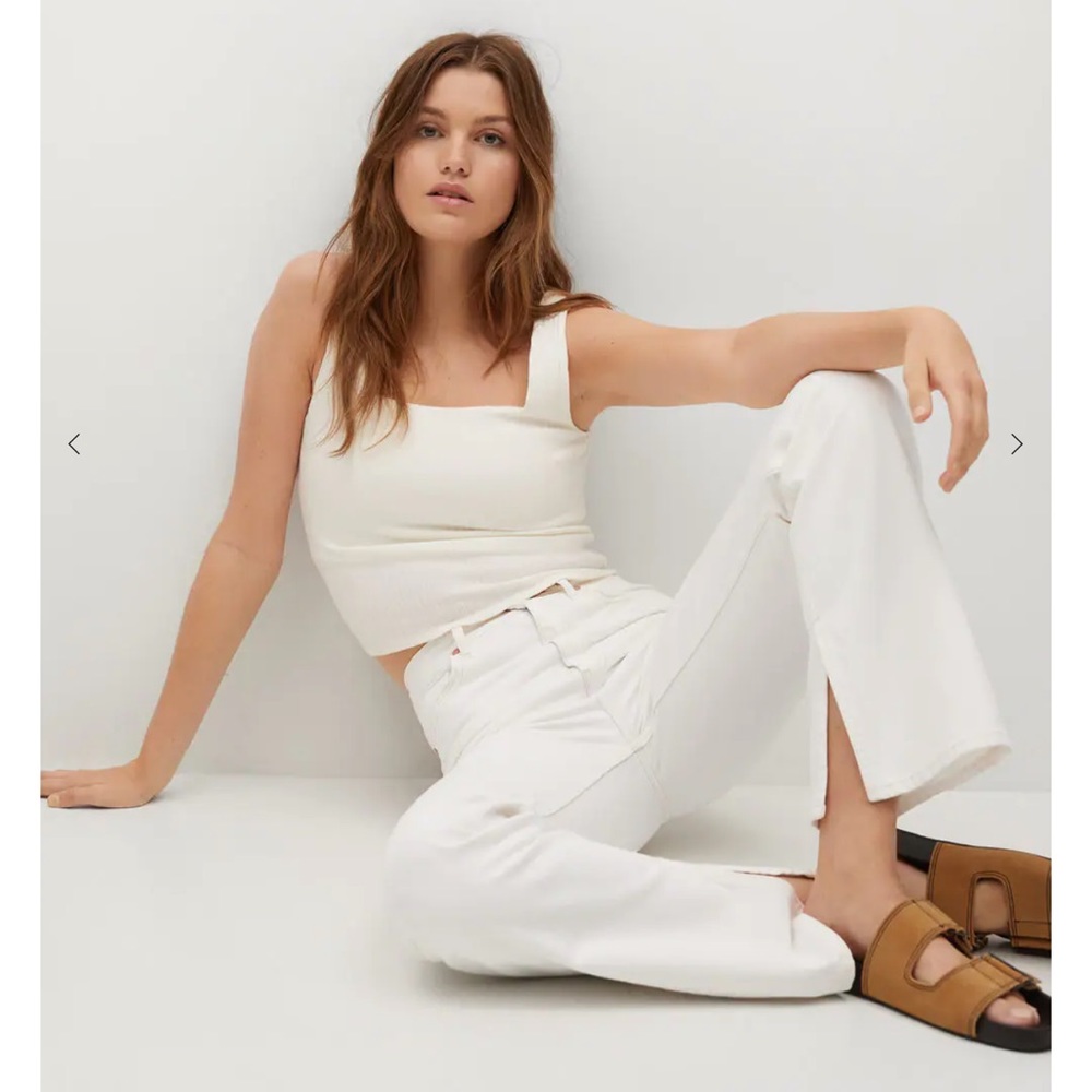 High-waist straight jeans with opening